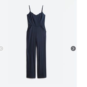 MARKET & SPRUCE
Chandelle Scallop Detail Jumpsuit